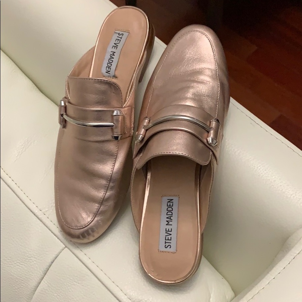 Loafers flat